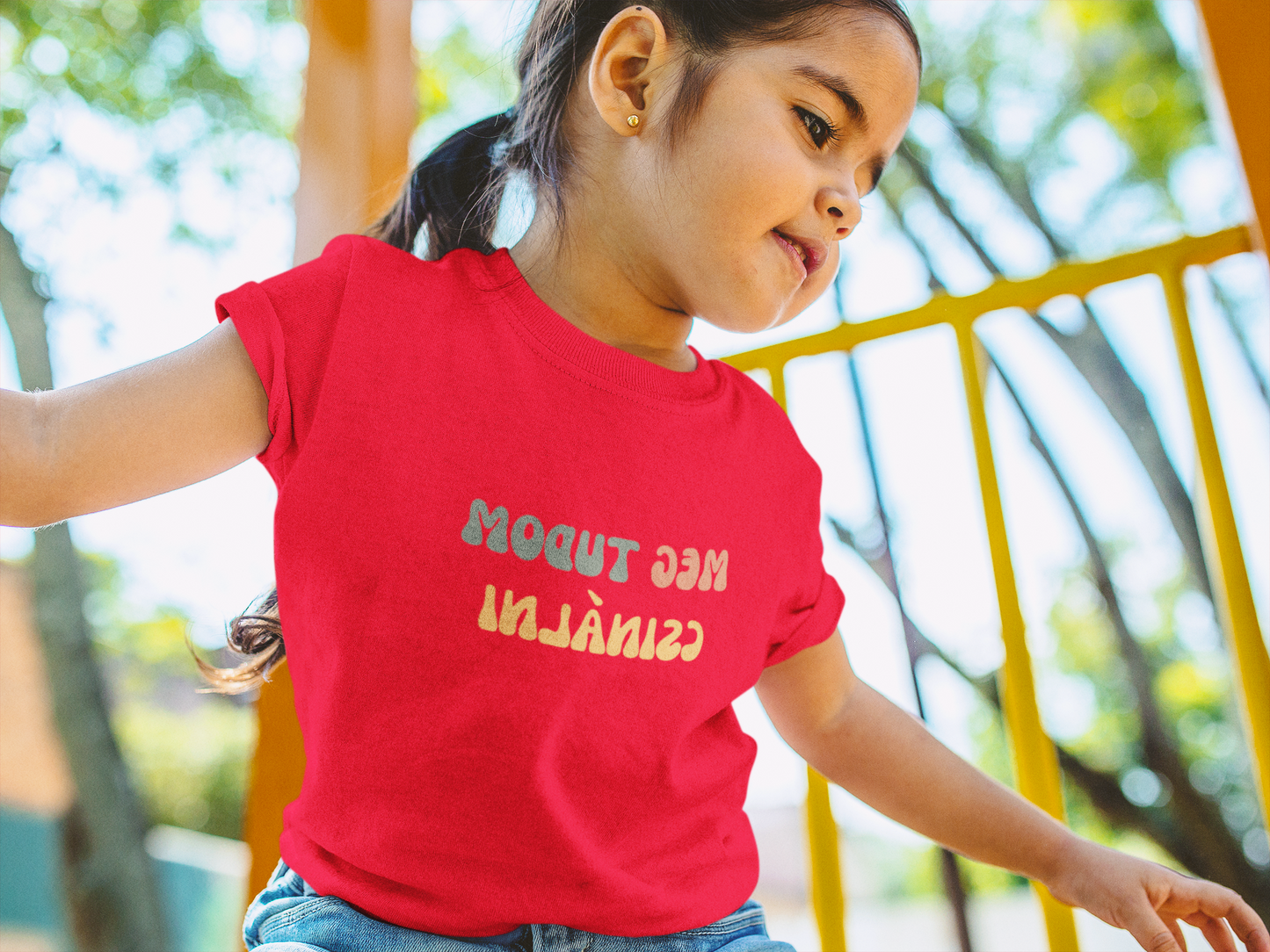 Értékes vagyok - Tükör kollekció | Gyerek póló az önbizalomért és az önszeretetért gyerek póló, önbizalom, önszeretet, önelfogadás, önbecsülés Zizegjünk.hu